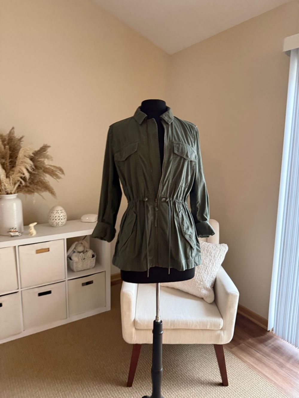 GAP Olive Green Utility Drawstring Jacket - Picture 12 of 16